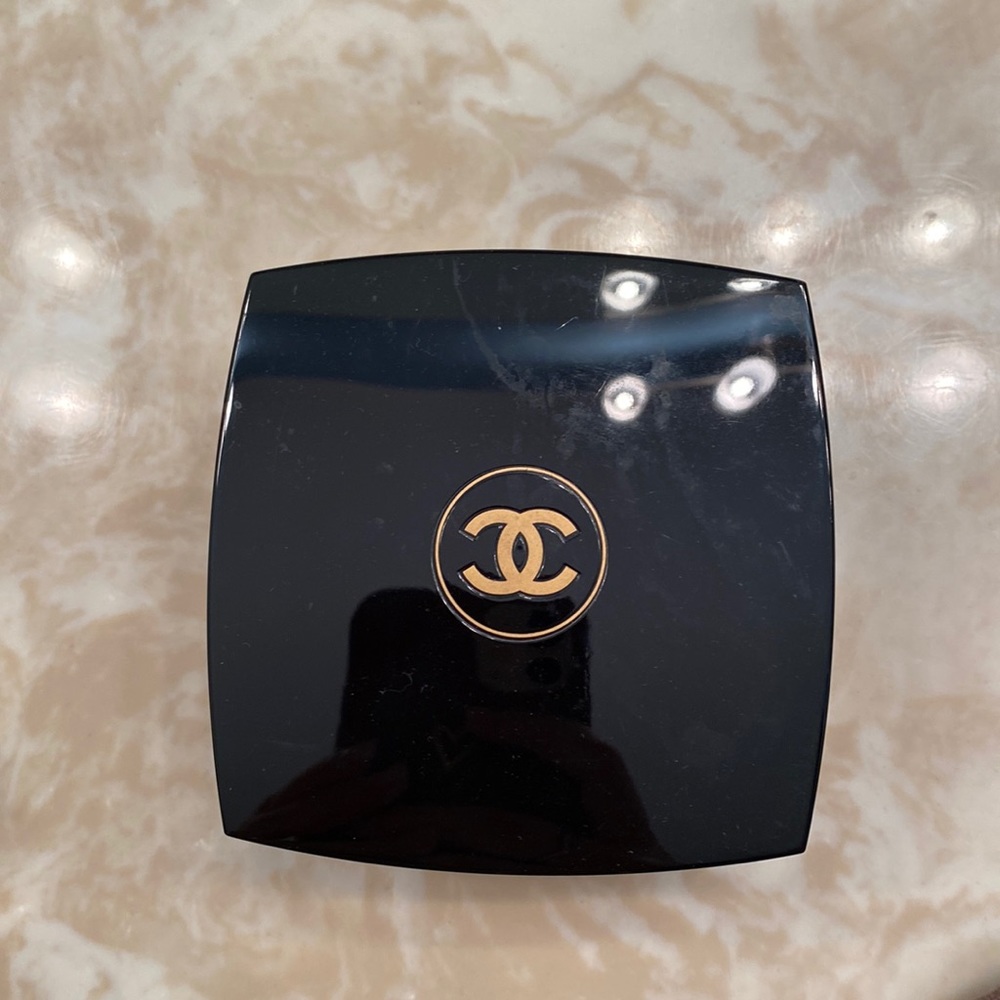 Chanel Crème Velours